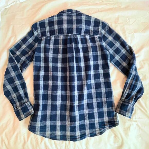 J.Crew Womens Boy Style Button Up Size 2 - Picture 3 of 7